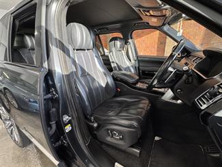 2016 Land Rover Range Rover - Thumbnail