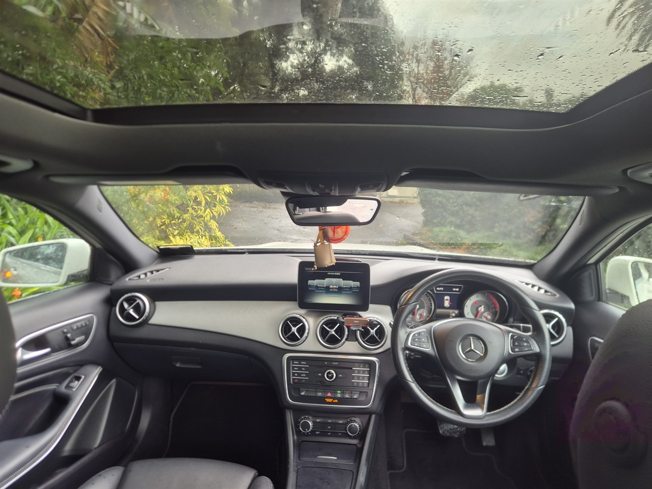 2016 Mercedes-Benz GLA 180