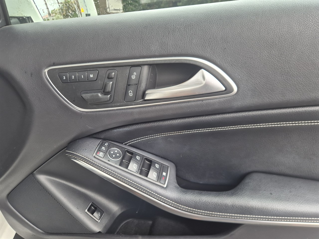 2016 Mercedes-Benz GLA 180