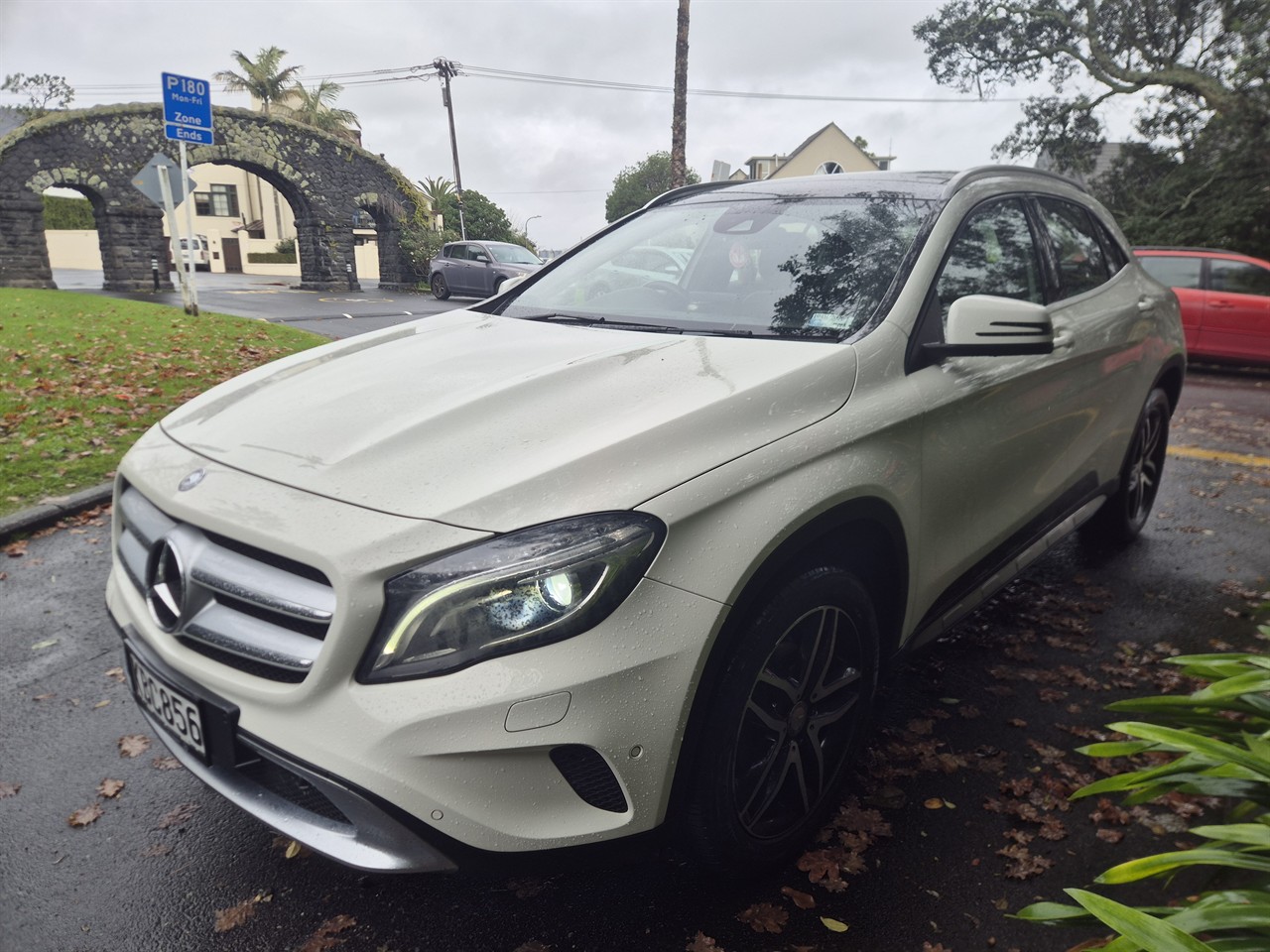 2016 Mercedes-Benz GLA 180