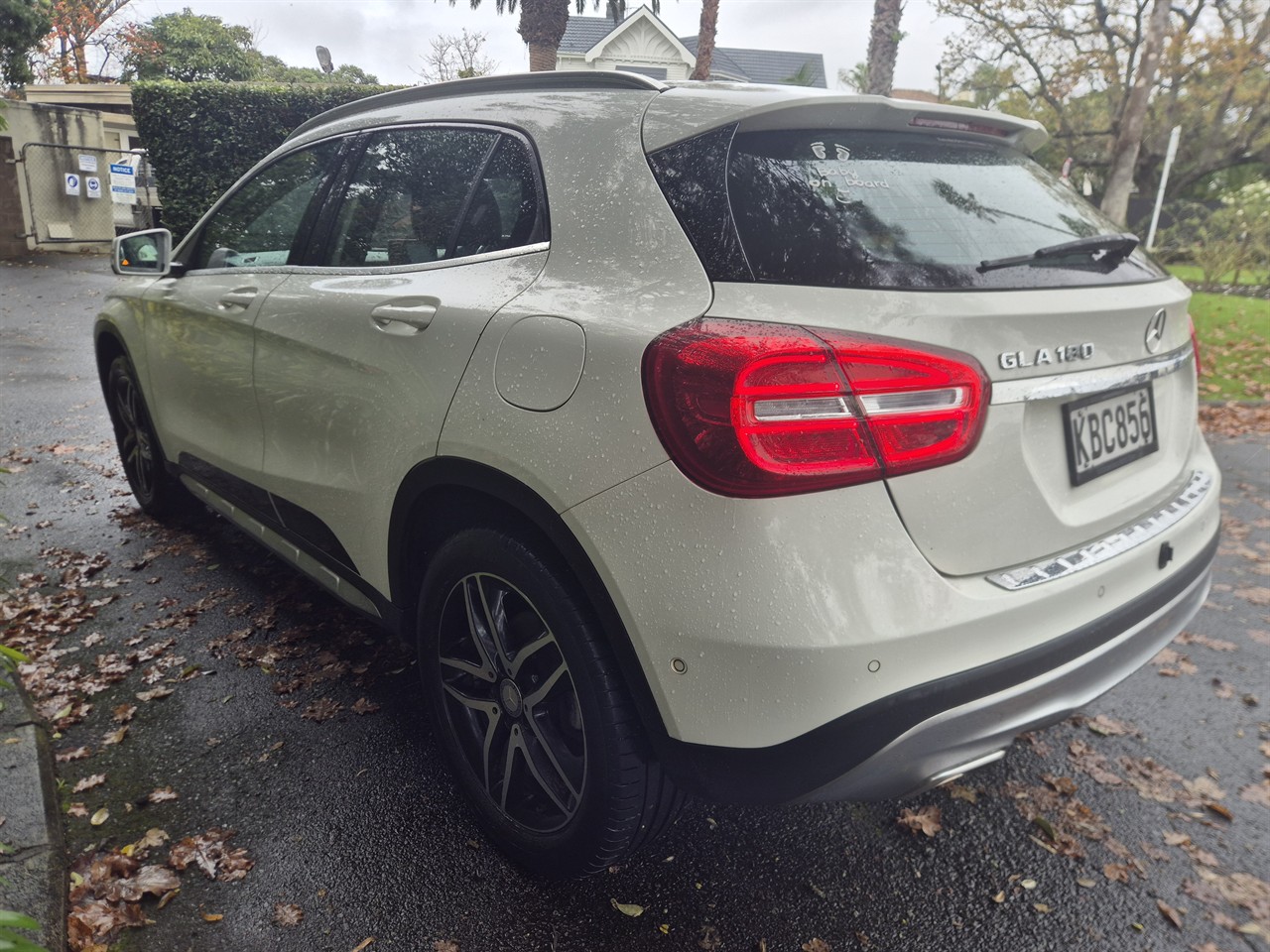 2016 Mercedes-Benz GLA 180