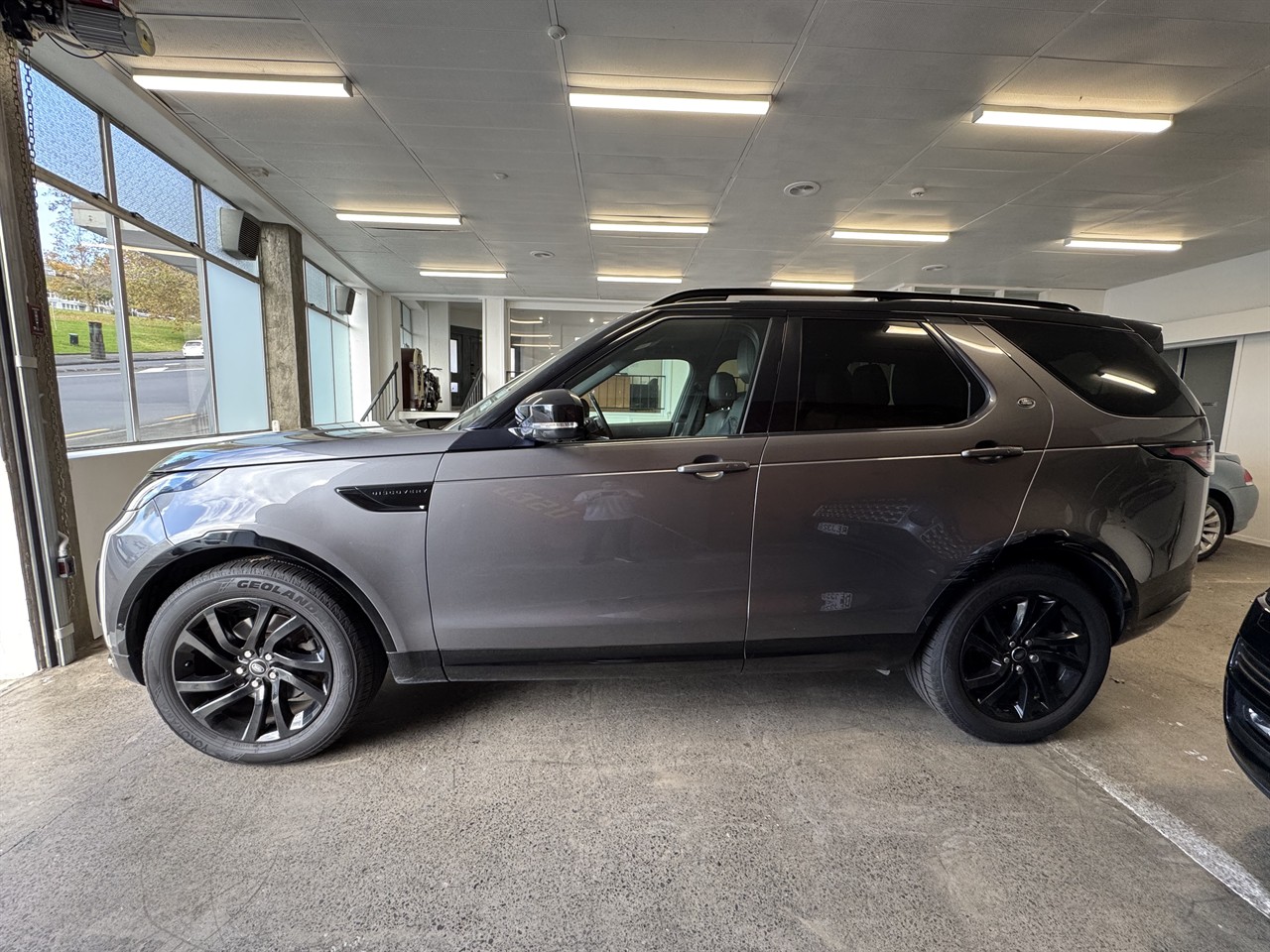 2019 Land Rover Discovery