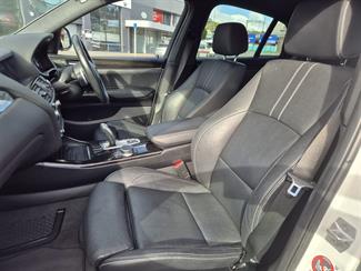 2017 BMW X4 - Thumbnail