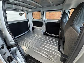 2021 Nissan Nv200 - Thumbnail