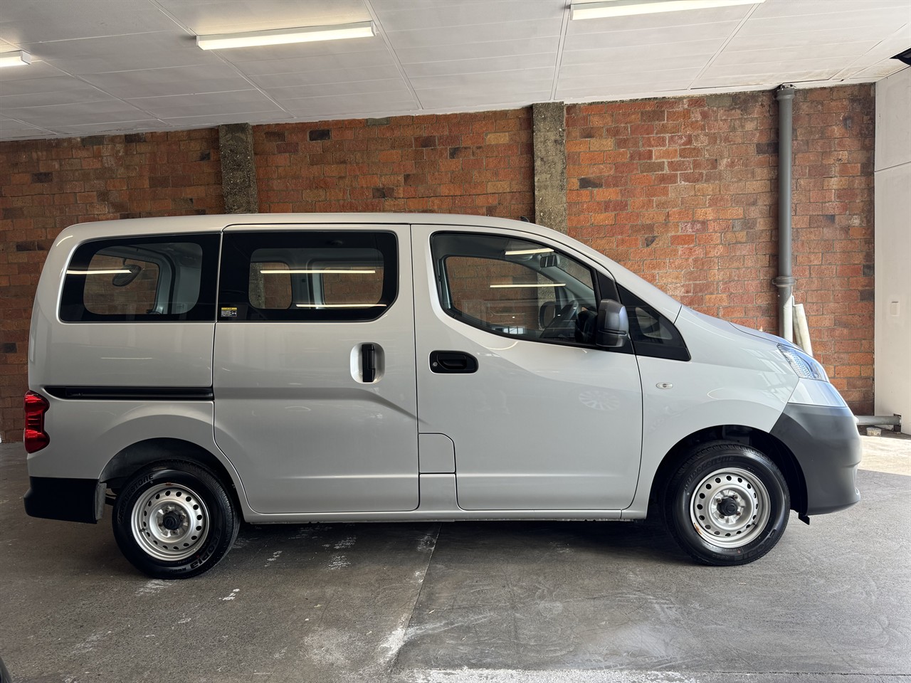 2021 Nissan Nv200