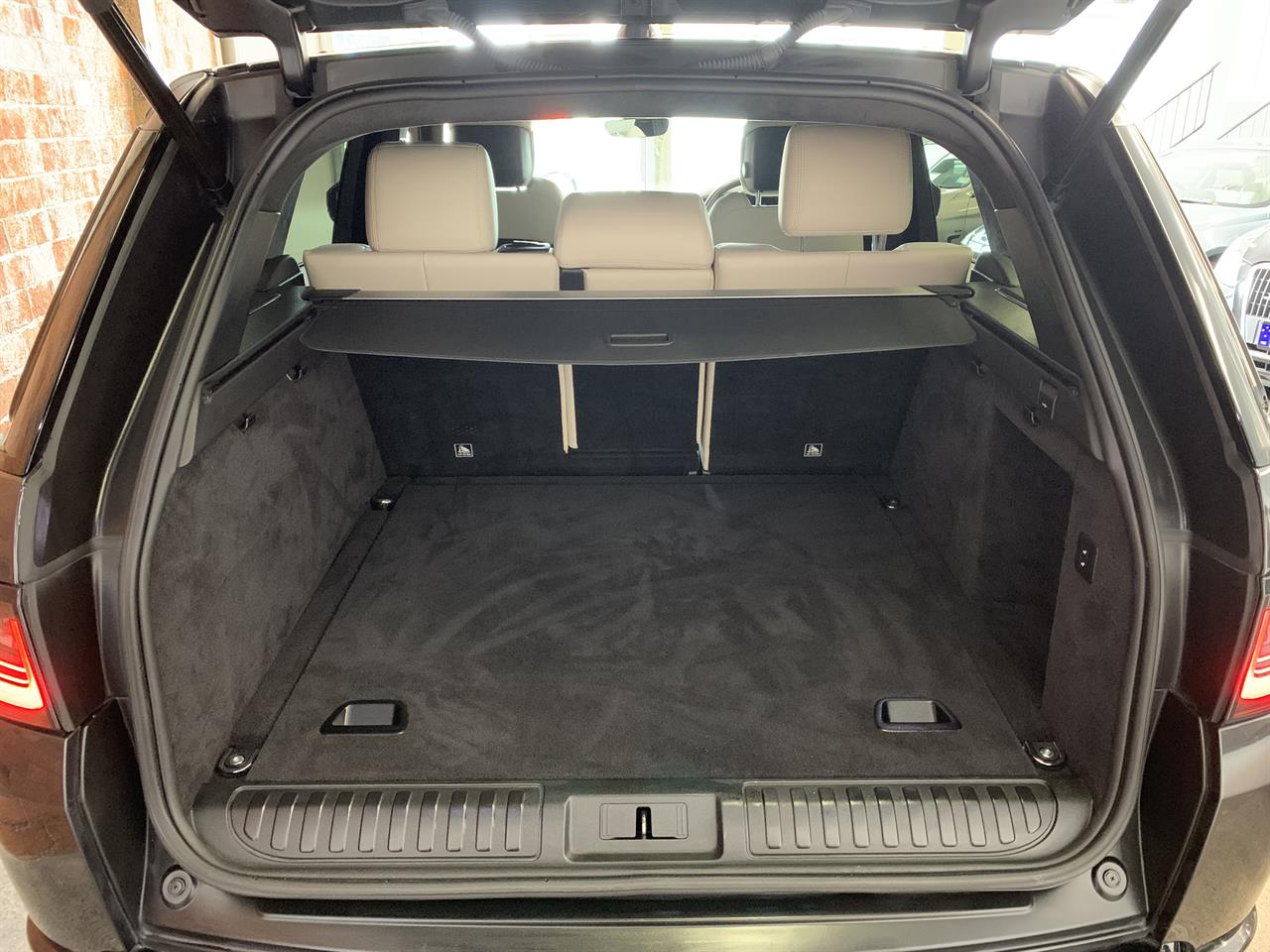 2019 Land Rover Range Rover Sport