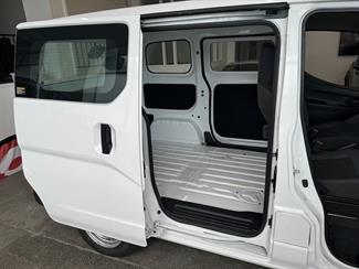 2022 Nissan Nv200 - Thumbnail